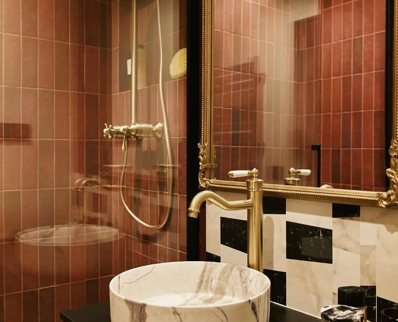 Lavie Maison - 33 Louvre Paris Apartment